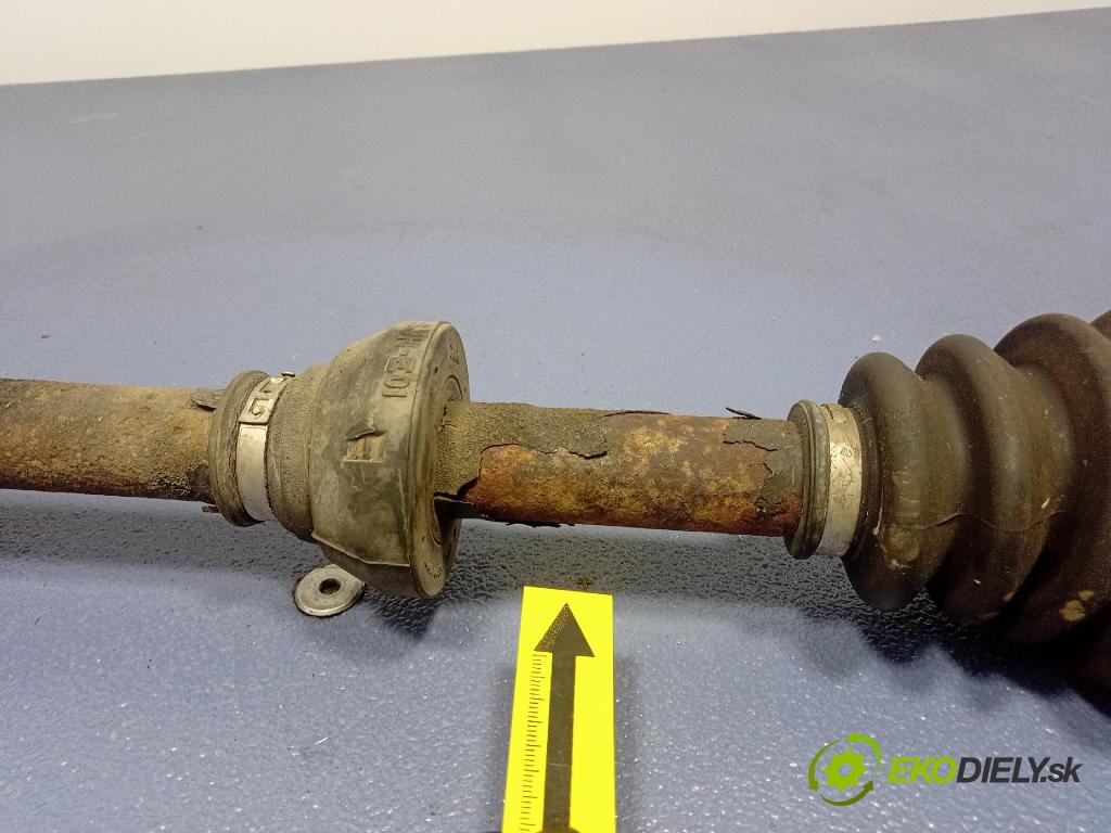 Honda Accord 2008 poloos ľavá Predné