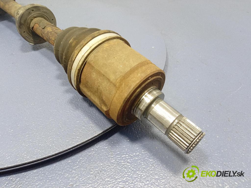 Honda Accord 2008 poloos levá před 