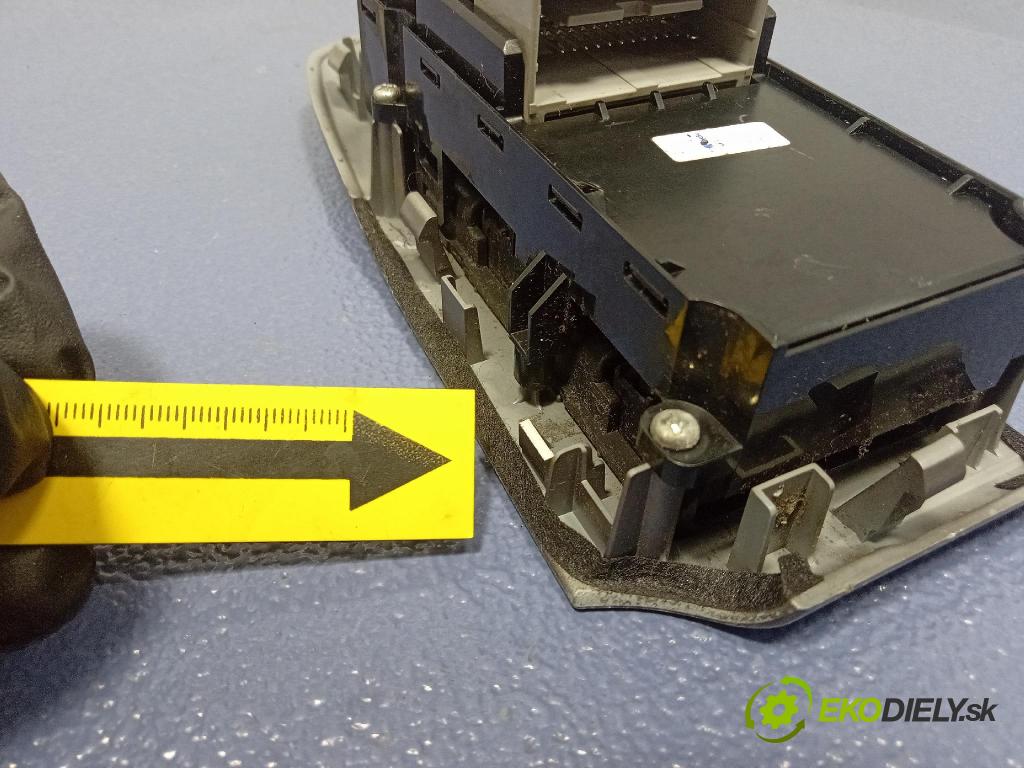 Honda Accord 2008 prepínač Okná: 35750-TL0-G11