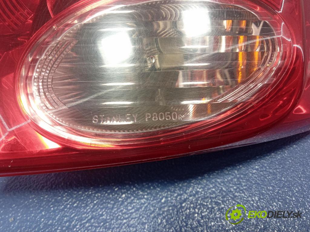 Honda Accord 2008 svetlo / reflektor zad Prava: Vonkajsia: P8050R