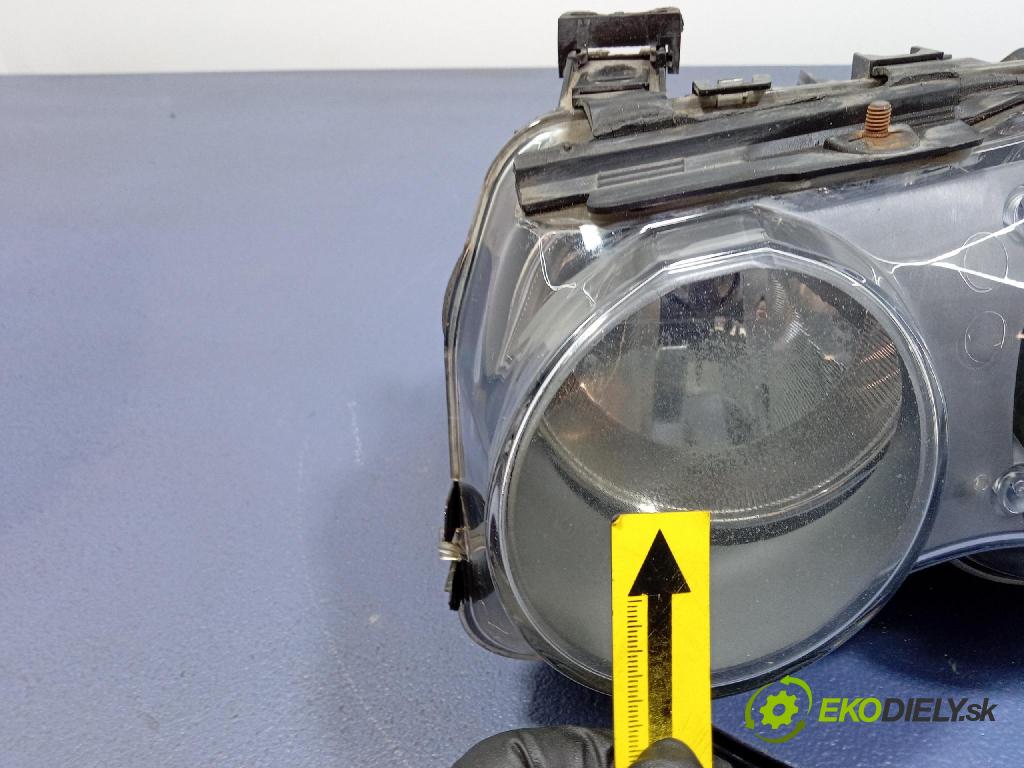 Bmw Seria 3 2003 Reflektor: Vľavo: 6901969