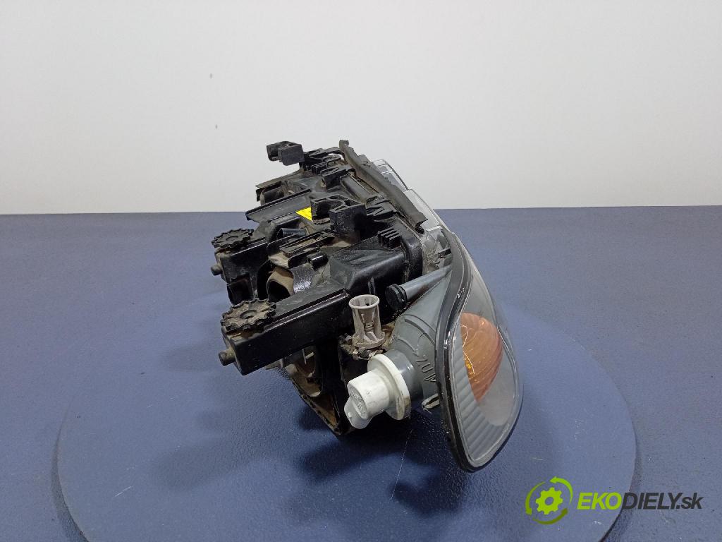 Bmw Seria 3 2003 Reflektor: v pravo: 6901970