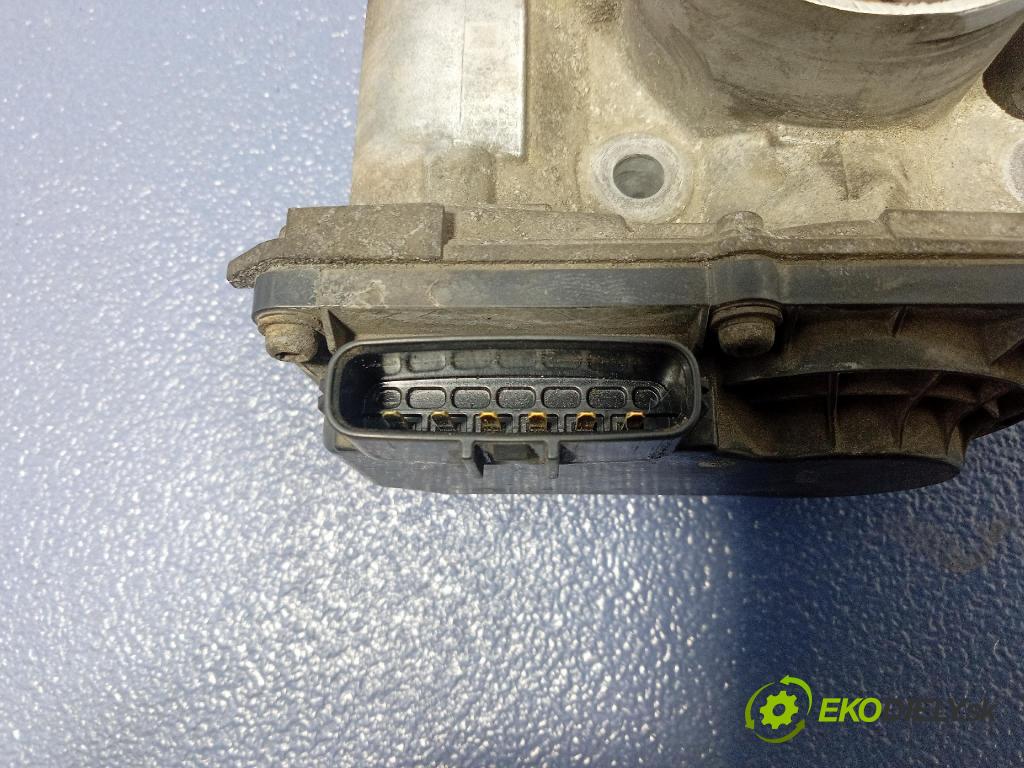 Honda Accord 2008 klapka 136200-7000