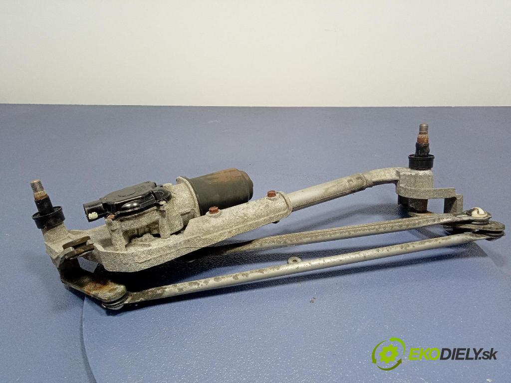 Honda Accord 2008 mechanizmus motor: Stierače: Predné