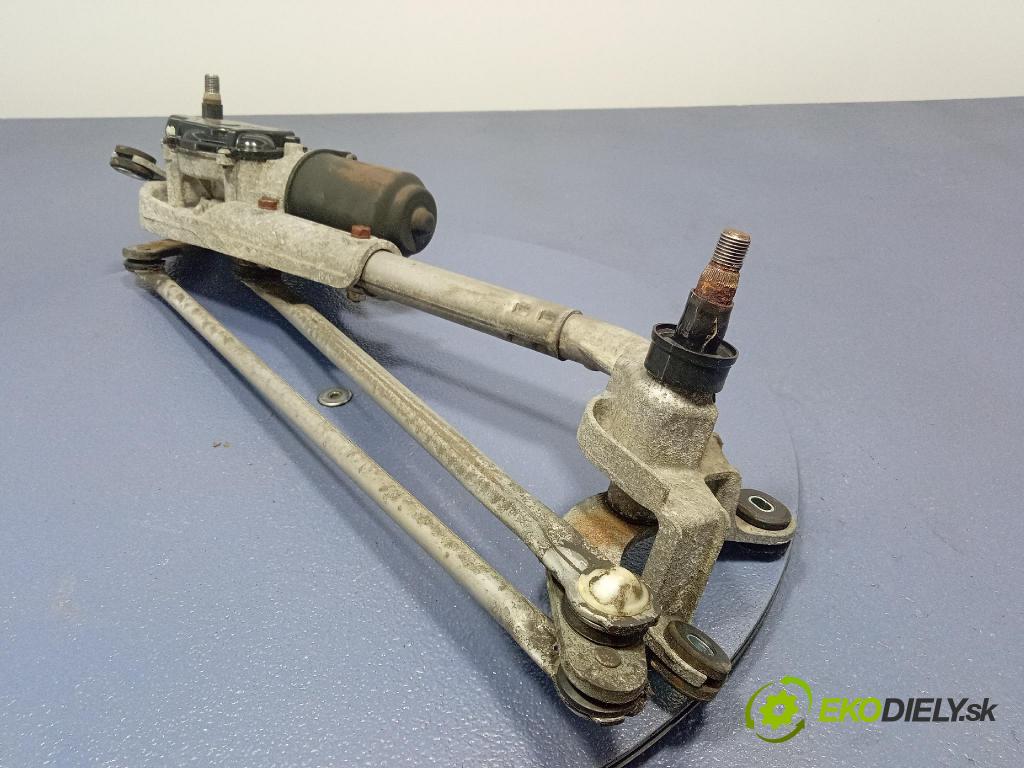 Honda Accord 2008 mechanizmus motor: Stierače: Predné