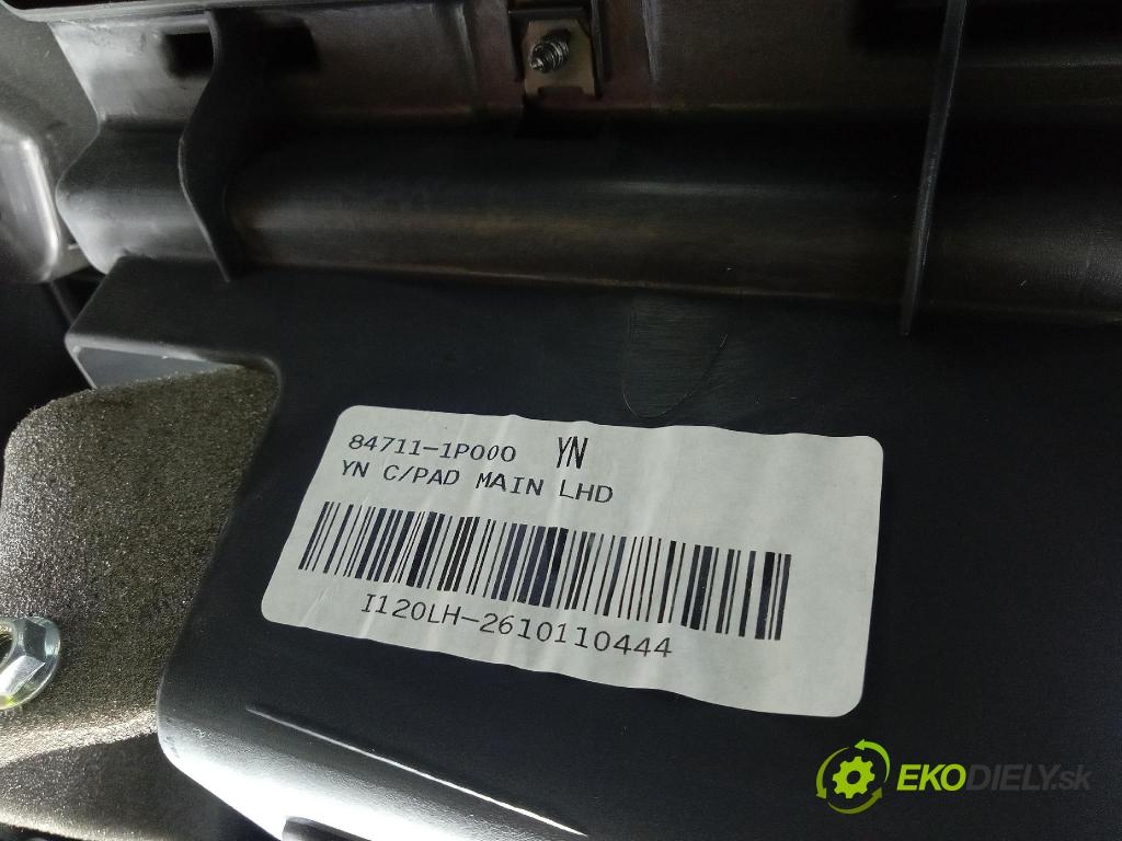 Hyundai Ix20 2011 kokpit,přistrojova deska 84721-1K000