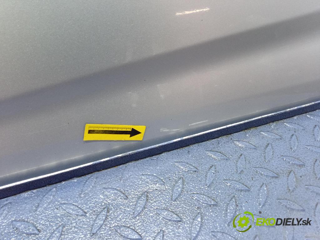 Hyundai Ix20 2011 dvere Predné Vľavo: