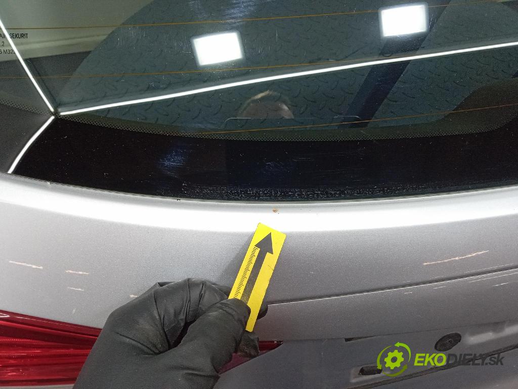 Hyundai Ix20 2011 zadna dveře kufra: kufra: