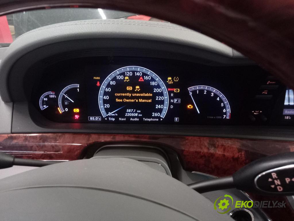 Mercedes S-klasa 2011 prístrojovka/ budíky A2219004203