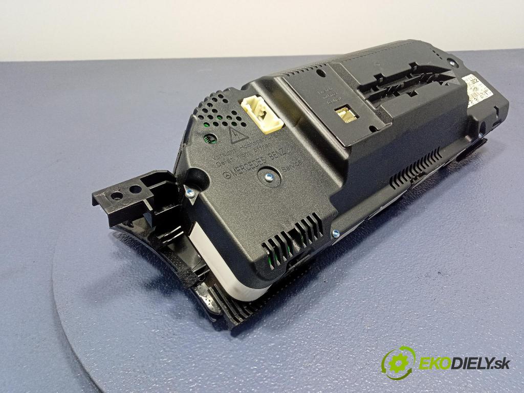 Mercedes S-klasa 2011 prístrojovka/ budíky A2219004203