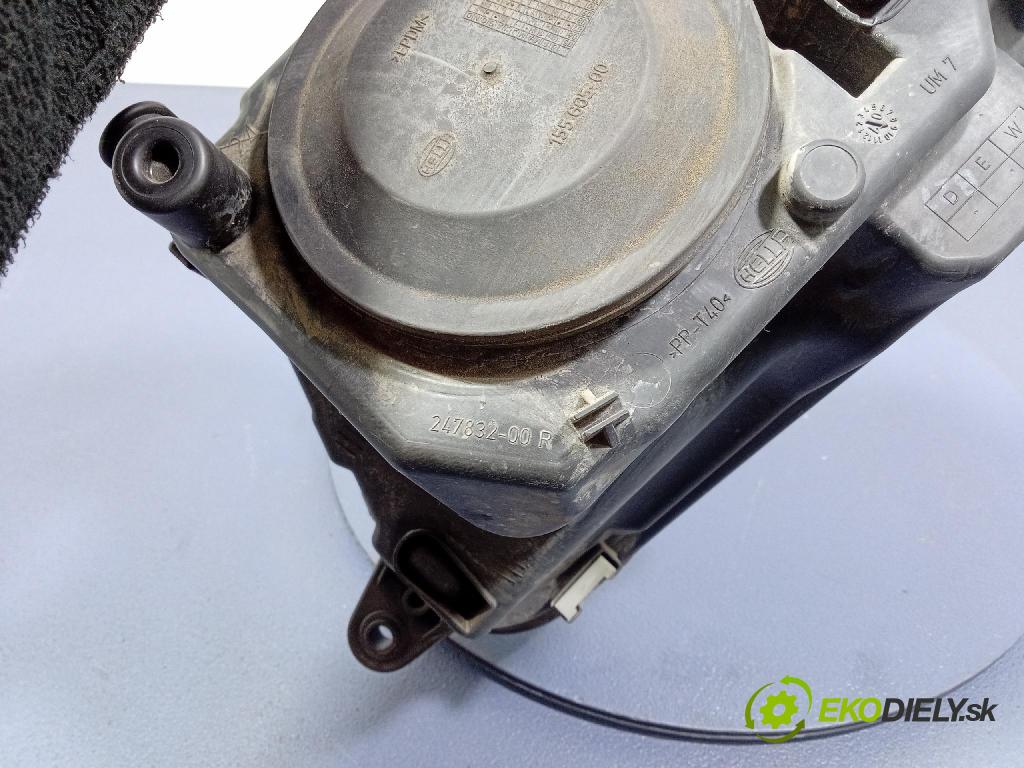 Skoda Fabia 2007 Reflektor: v pravo: 247832-00R