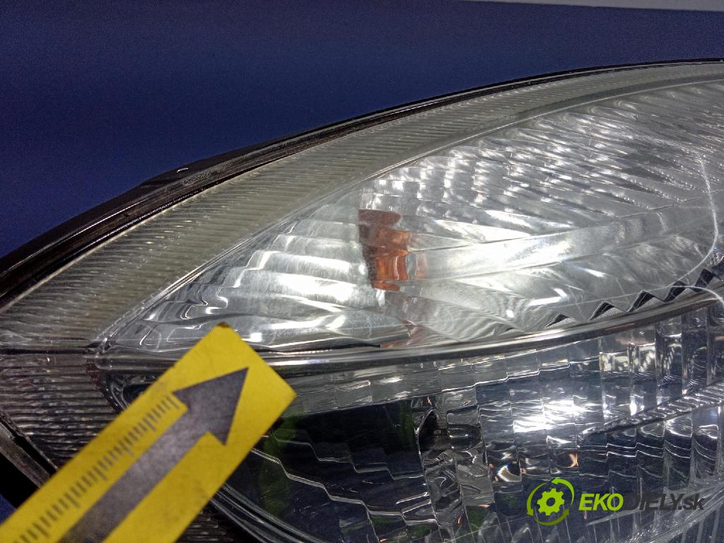 Skoda Fabia 2007 Reflektor: v pravo: 247832-00R