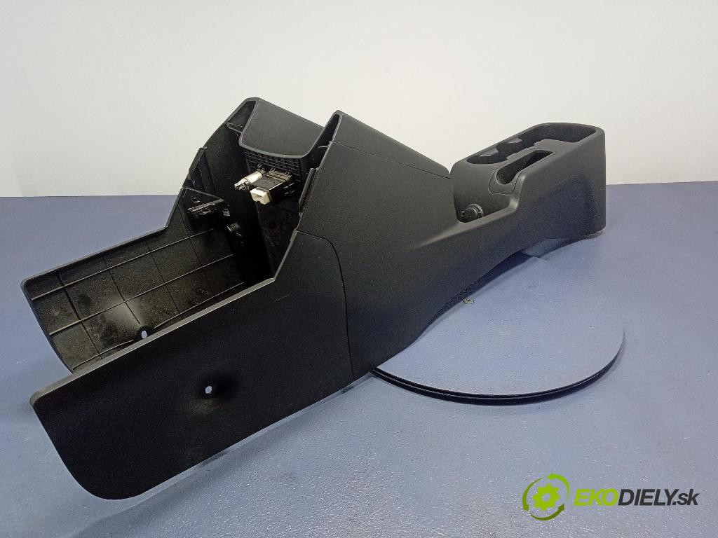 Hyundai Ix20 2011 tunel Stredný: 846101P000EQ