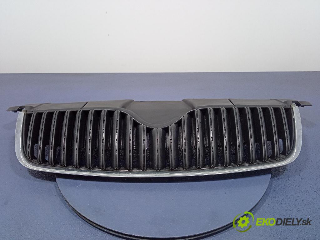 Skoda Fabia 2007 miežka / Gril: 5J0853668A