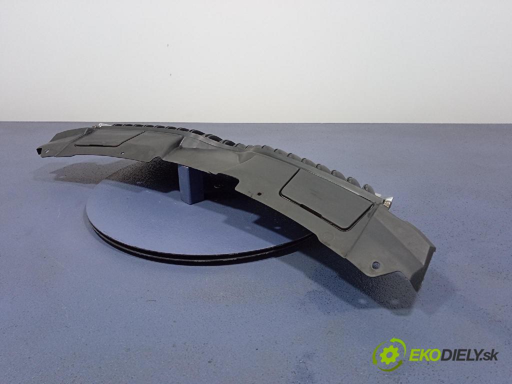 Skoda Fabia 2007 miežka / Gril: 5J0853668A