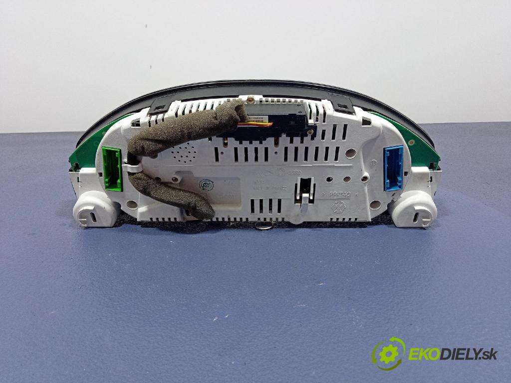 Audi A6 2001 prístrojovka/ budíky 4B0920900R