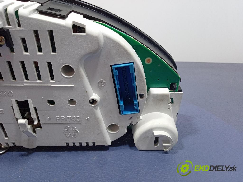 Audi A6 2001 prístrojovka/ budíky 4B0920900R