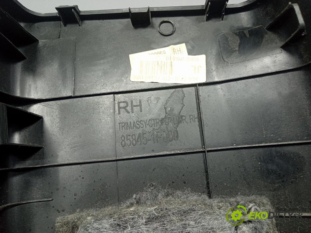 Hyundai Ix20 2011 kryt Plast: Interiéry: 85845-1P000