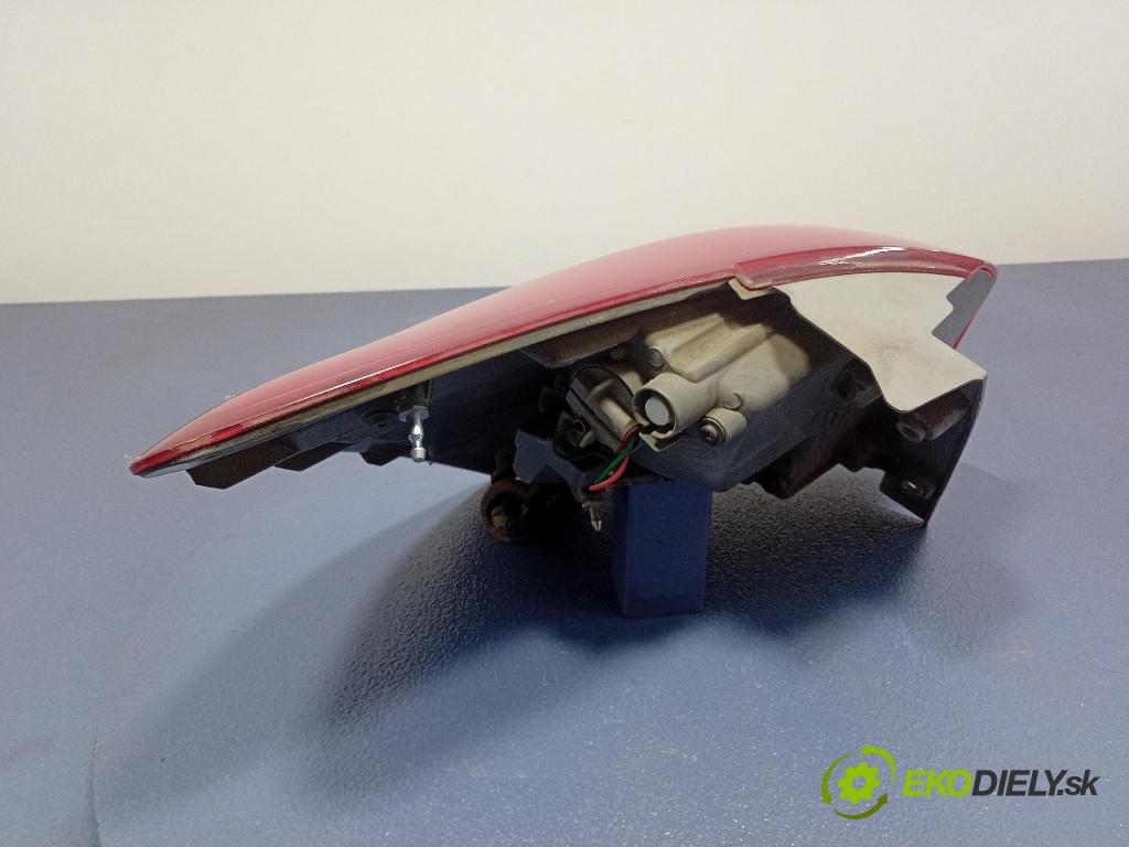 Hyundai Ix20 2011 svetlo / reflektor zad Prava: Vonkajsia: 92402-1K0