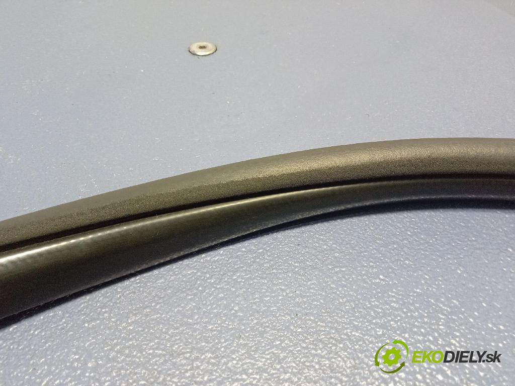 Hyundai Ix20 2011 Těsnění: dvere