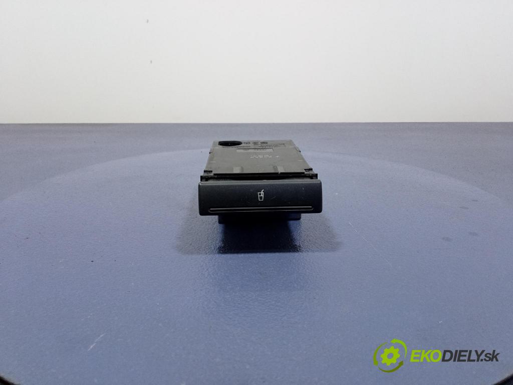 Audi A6 2001 kastlík 4B0862534C