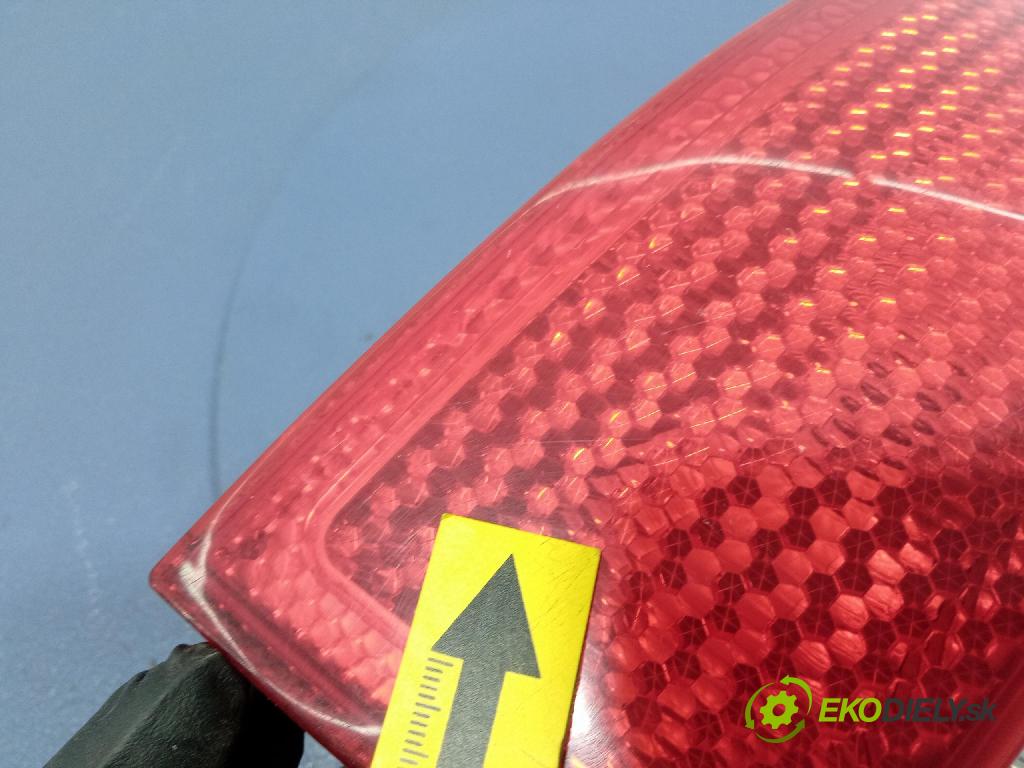 Audi A6 2001 svetlo / reflektor zad ľavá Vonkajsia: 4B9945095F