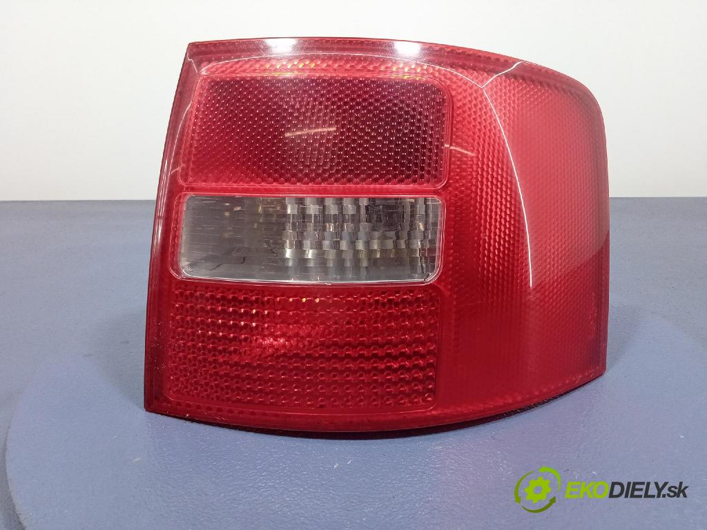 Audi A6 2001 svetlo / reflektor zad Prava: Vonkajsia: 4B9945096F