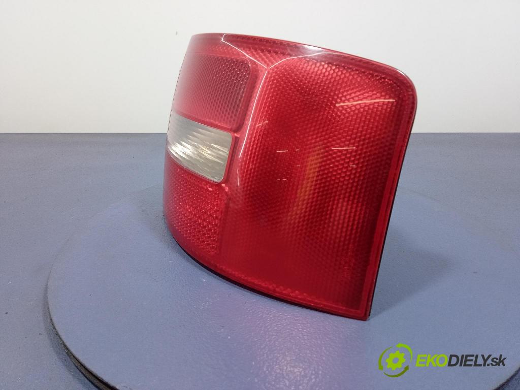 Audi A6 2001 svetlo / reflektor zad Prava: Vonkajsia: 4B9945096F