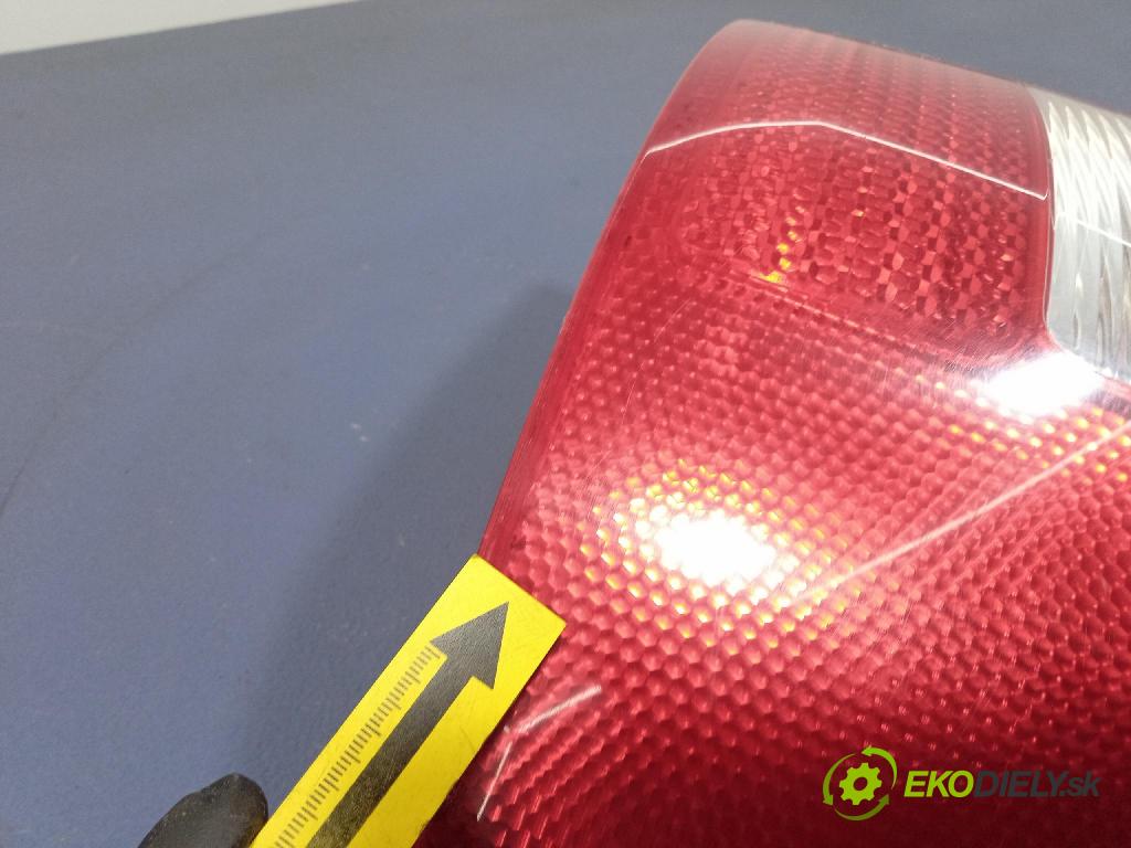 Audi A6 2001 svetlo / reflektor zad Prava: Vonkajsia: 4B9945096F