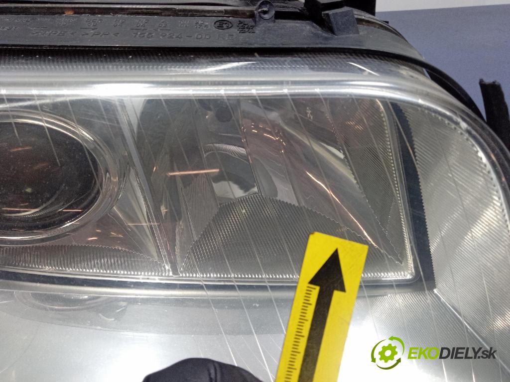 Audi A6 2001 Reflektor: v pravo: 155930-00