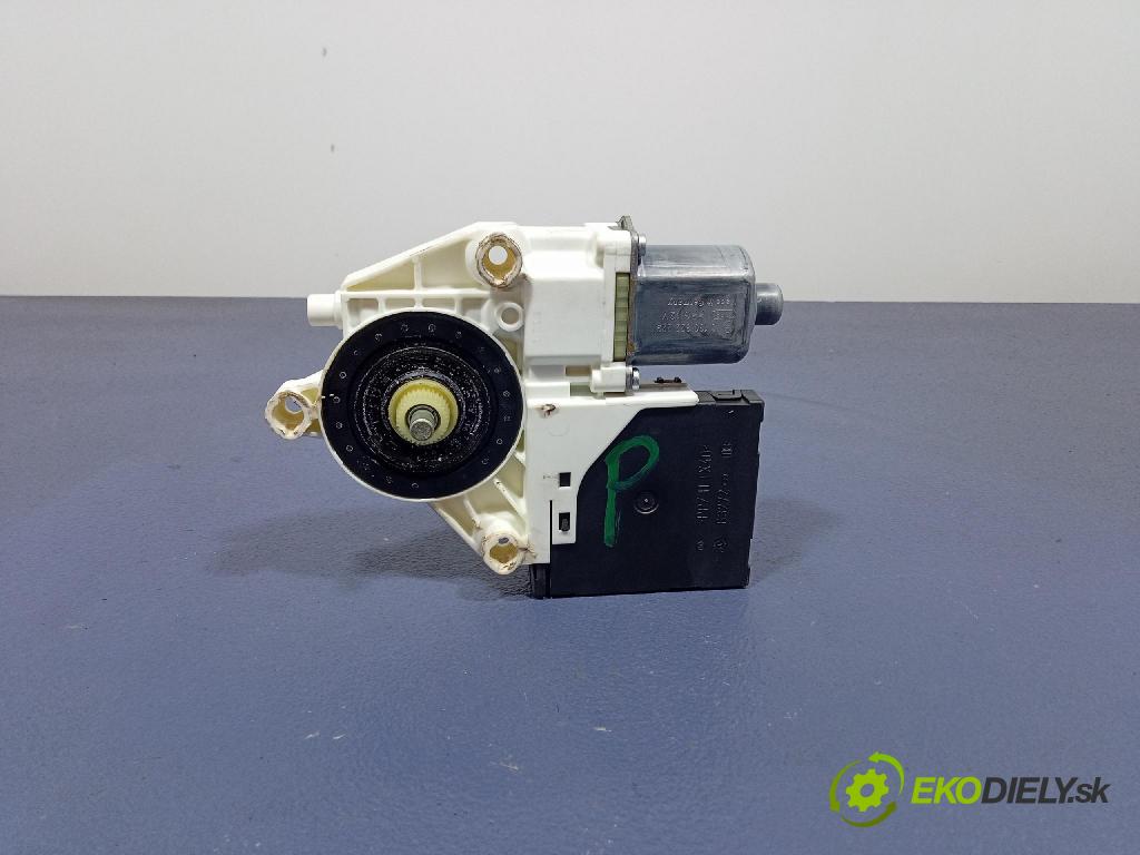 Vw Golf 2007 mechanizmus okna Okná: Predné v pravo: 1K4837402T