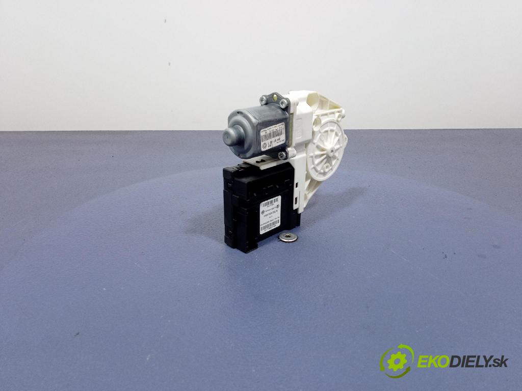 Vw Golf 2007 mechanizmus okna Okná: Predné v pravo: 1K4837402T