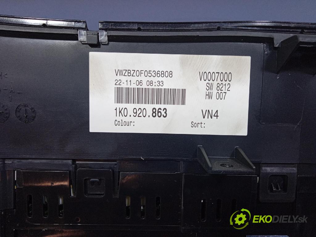 Vw Golf 2007 prístrojovka/ budíky 1K0920863