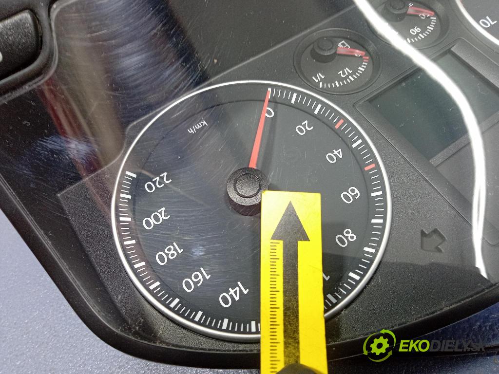 Vw Golf 2007 prístrojovka/ budíky 1K0920863