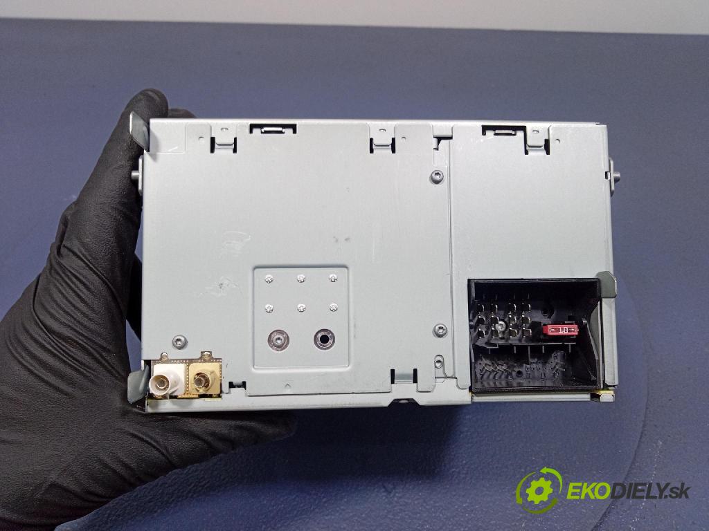 Vw Golf 2007 Radio I Navigácia: 1K0035186T