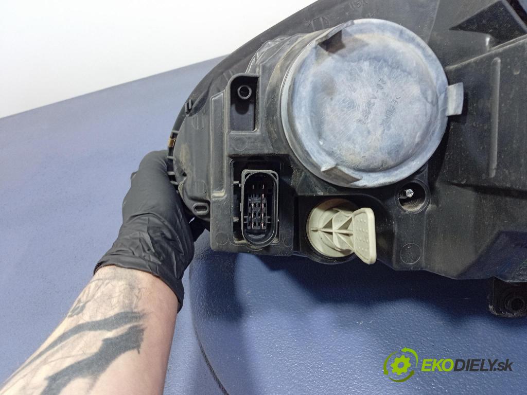 Vw Golf 2007 Reflektor: v pravo: 20-A317