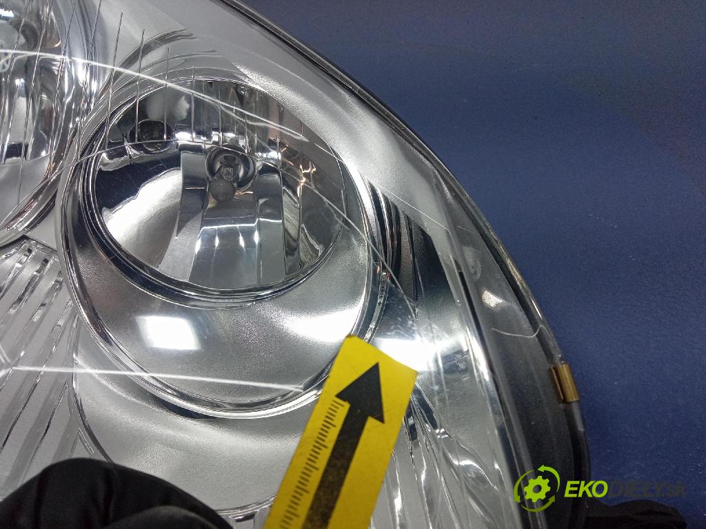 Vw Golf 2007 Reflektor: v pravo: 20-A317