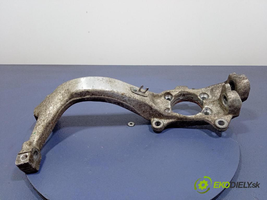 Audi A6 2001 náboj ľavá 4B3257G