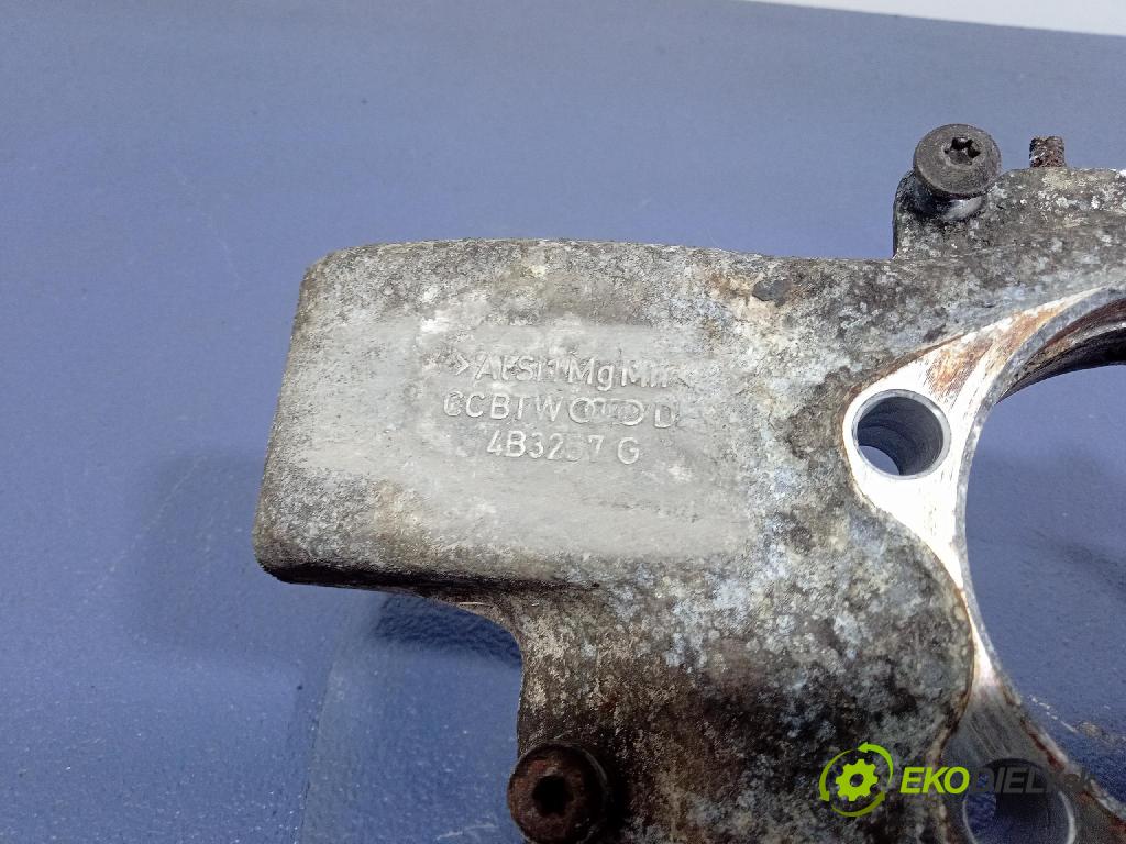 Audi A6 2001 náboj ľavá 4B3257G