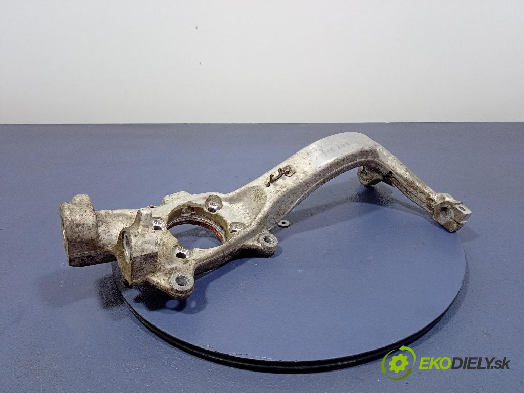 Audi A6 2001 náboj Prava: 4B3258G