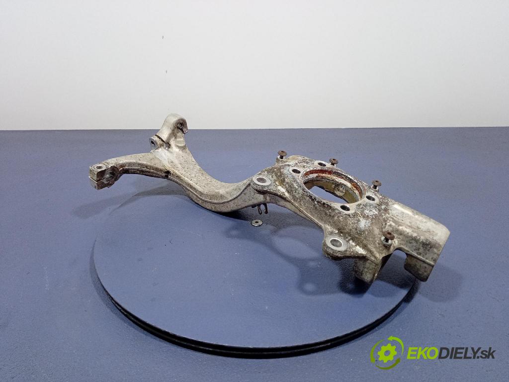 Audi A6 2001 náboj Prava: 4B3258G