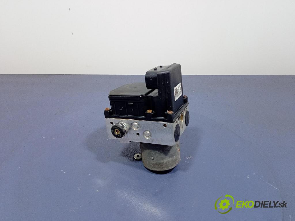 Audi A6 2001 čerpadlo ABS x 4B0614517G