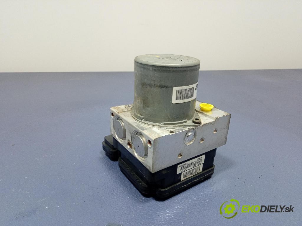 Hyundai Ix20 2011 čerpadlo ABS x 1K589-30500