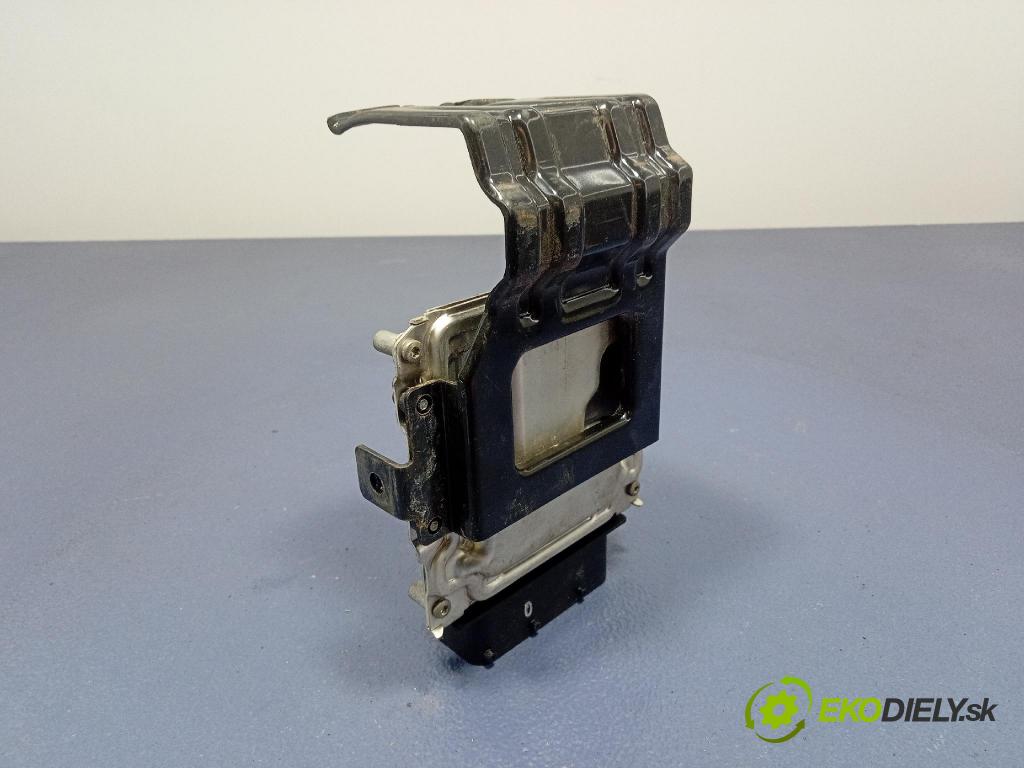 Hyundai Ix20 2011 riadiaca jednotka Motor: 39104-2B730