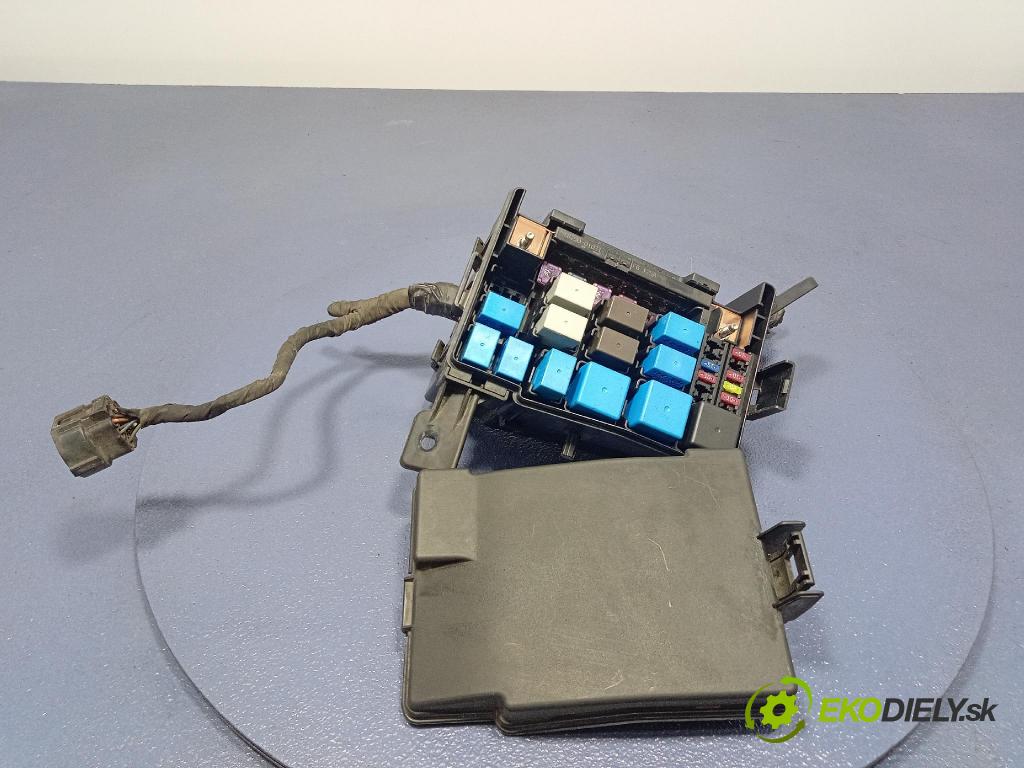 Hyundai Ix20 2011 skrinka Poistky: 91940-1P011