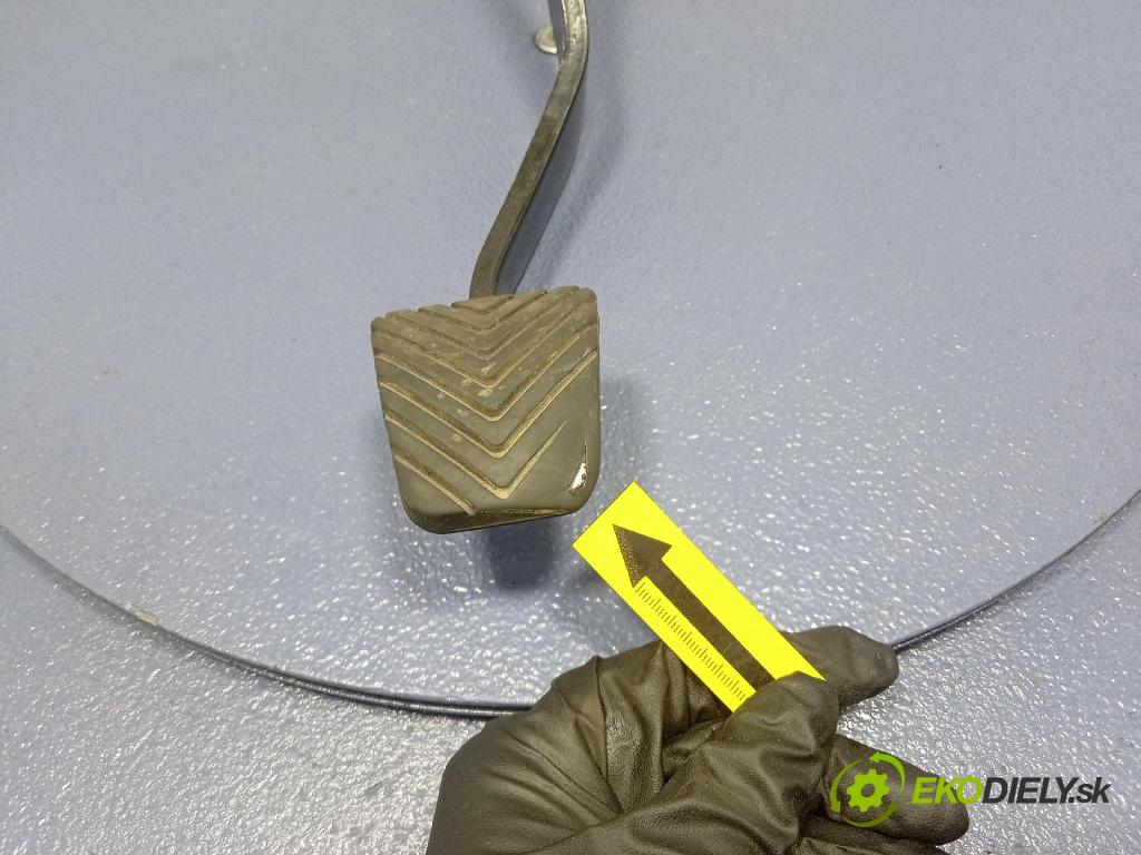 Hyundai Ix20 2011 pedále 32800-1P100