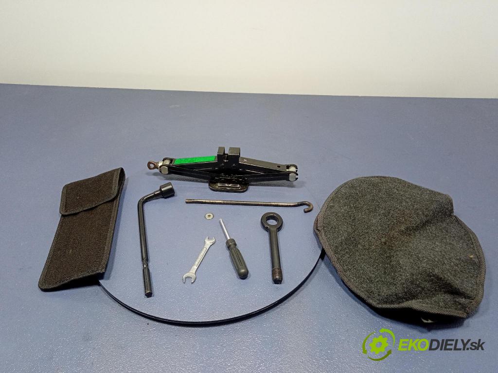 Hyundai Ix20 2011 Kulisa radenia