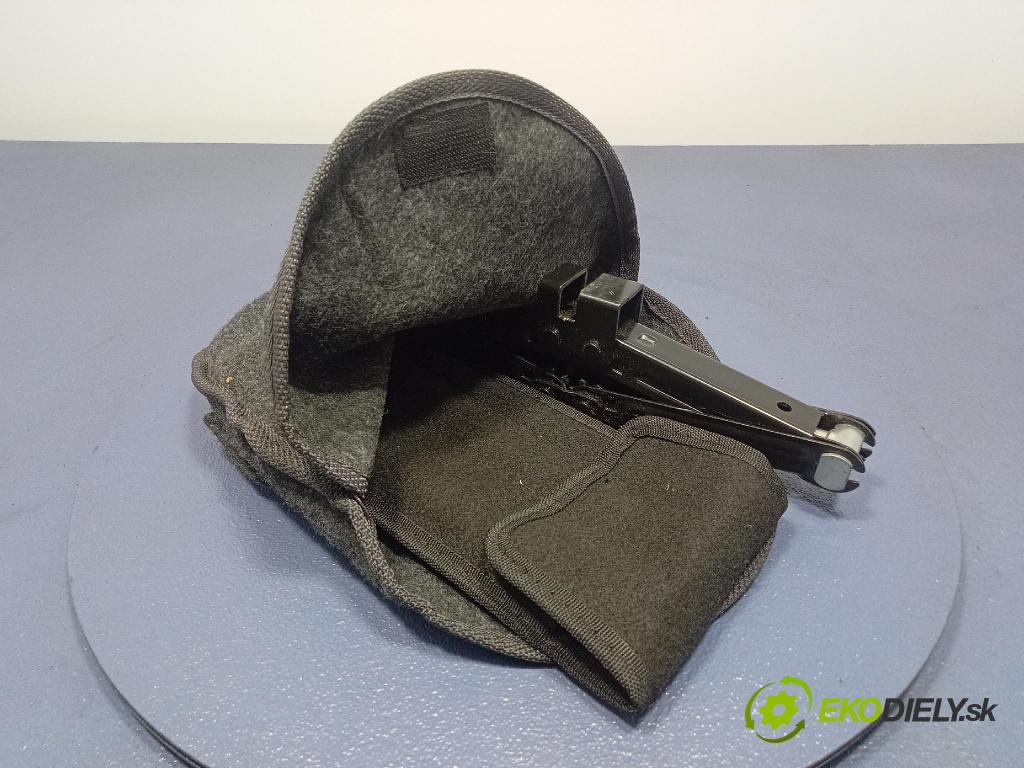 Hyundai Ix20 2011 Kulisa radenia 