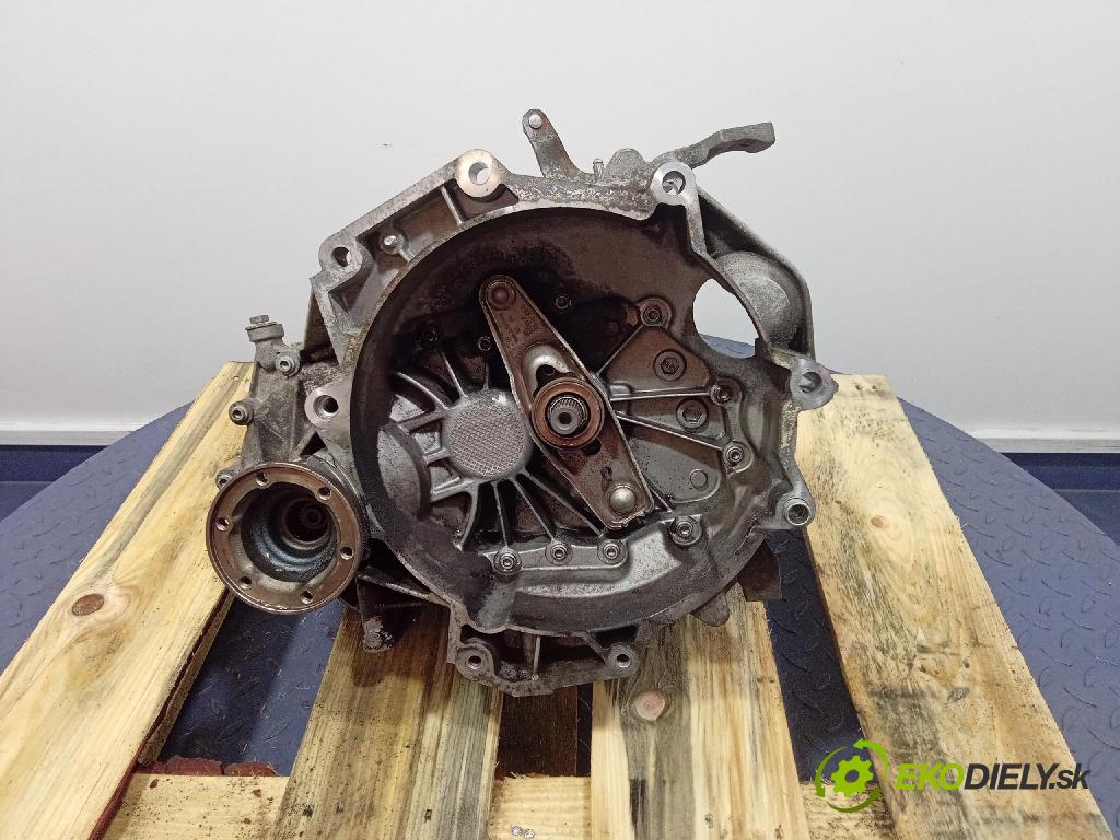 Vw Golf 2007 prevodovka Manualna JHU
