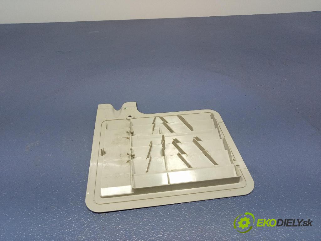 Mercedes S-klasa 2011 GRIDS: Prúd vzduchu: Vzduch: A2218310136